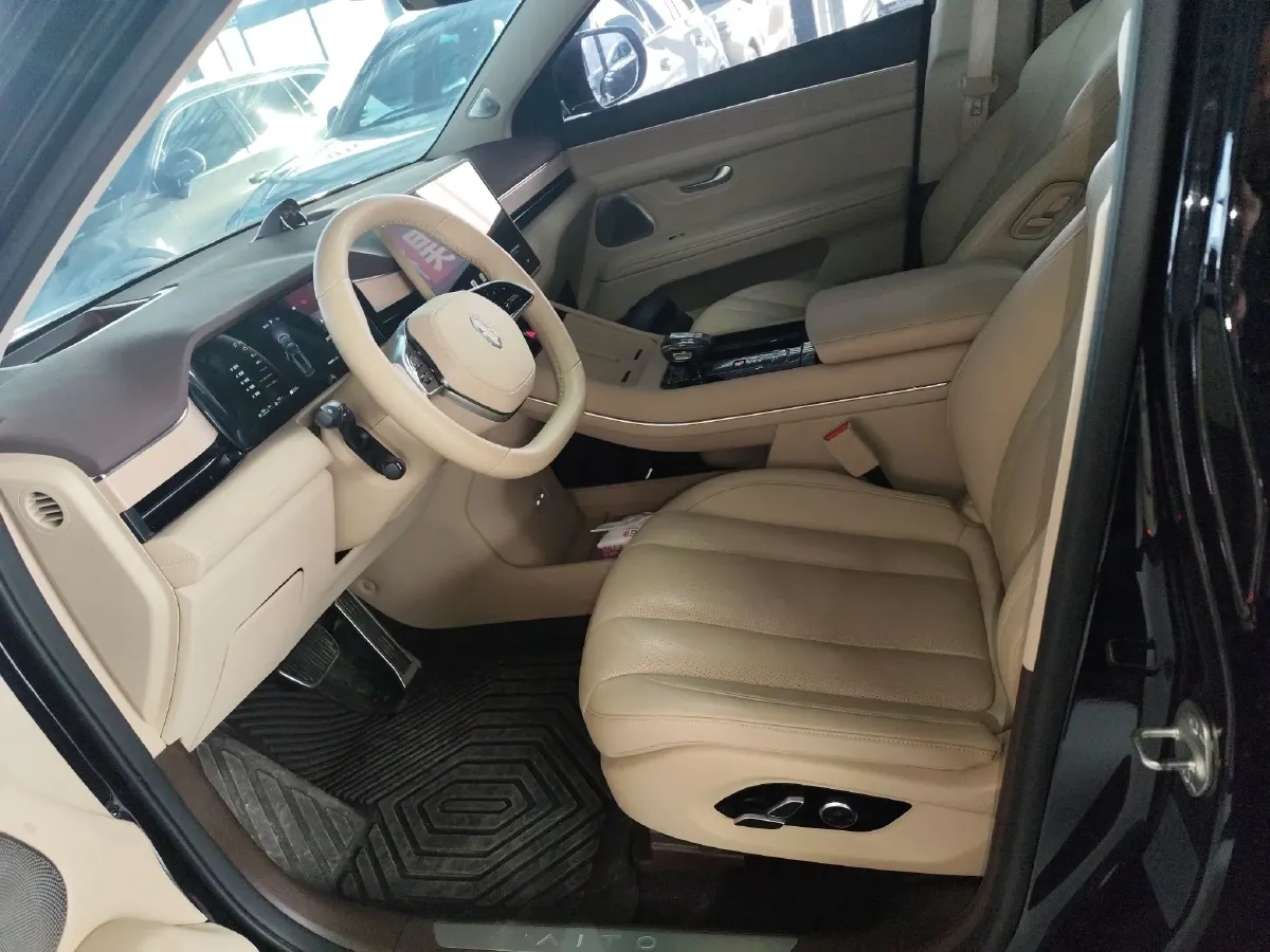 2024 AITO AITO M7 1.5T 152HP L4 REEV 38.5KWH,autocango,china used car exporter,china ev exporter,chinese used car exporter,chinese used ev exporter