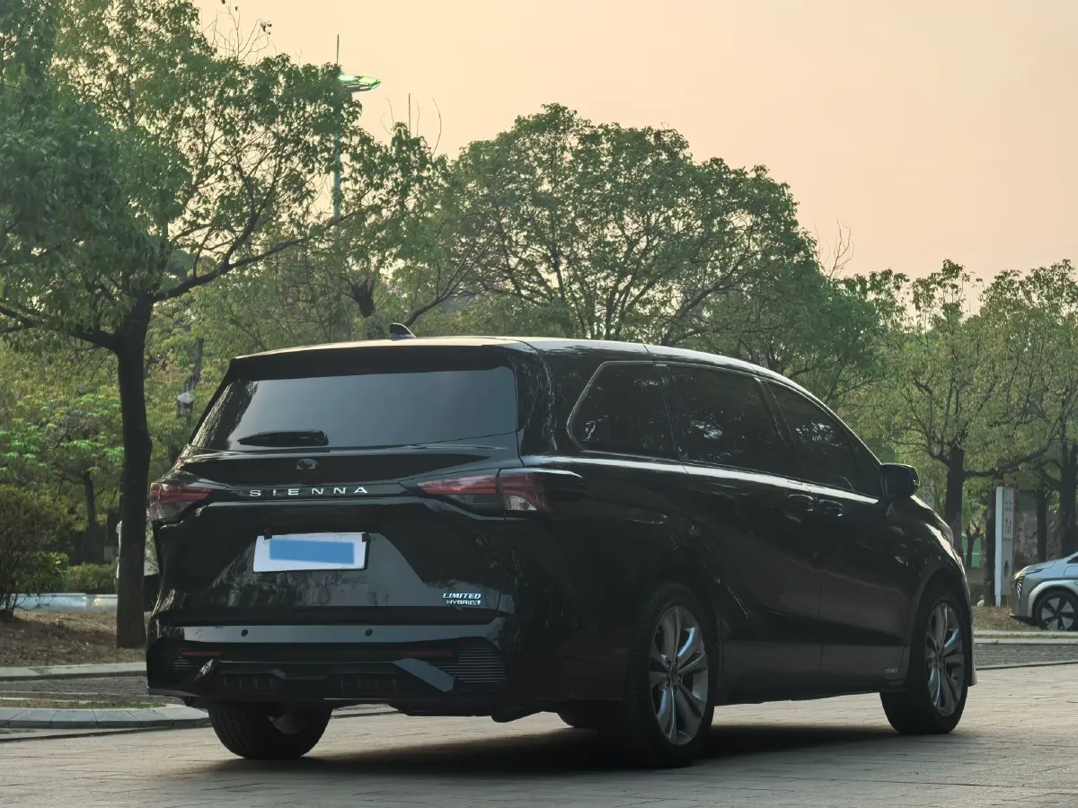 2023 Mercedes-Benz C Class 1.5T 184HP L4 9AT,autocango,china used car exporter,china ev exporter,chinese used car exporter,chinese used ev exporter