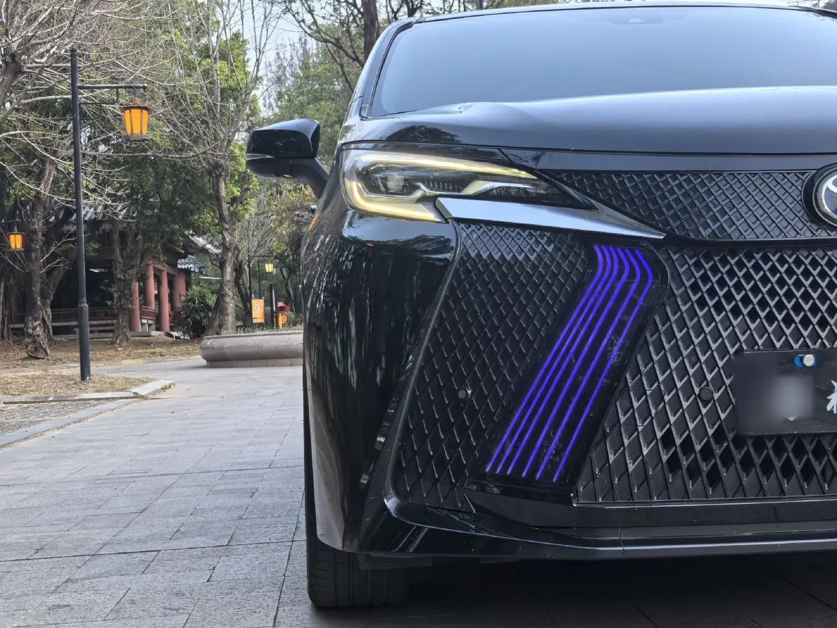 2023 Mercedes-Benz C Class 1.5T 184HP L4 9AT,autocango,china used car exporter,china ev exporter,chinese used car exporter,chinese used ev exporter