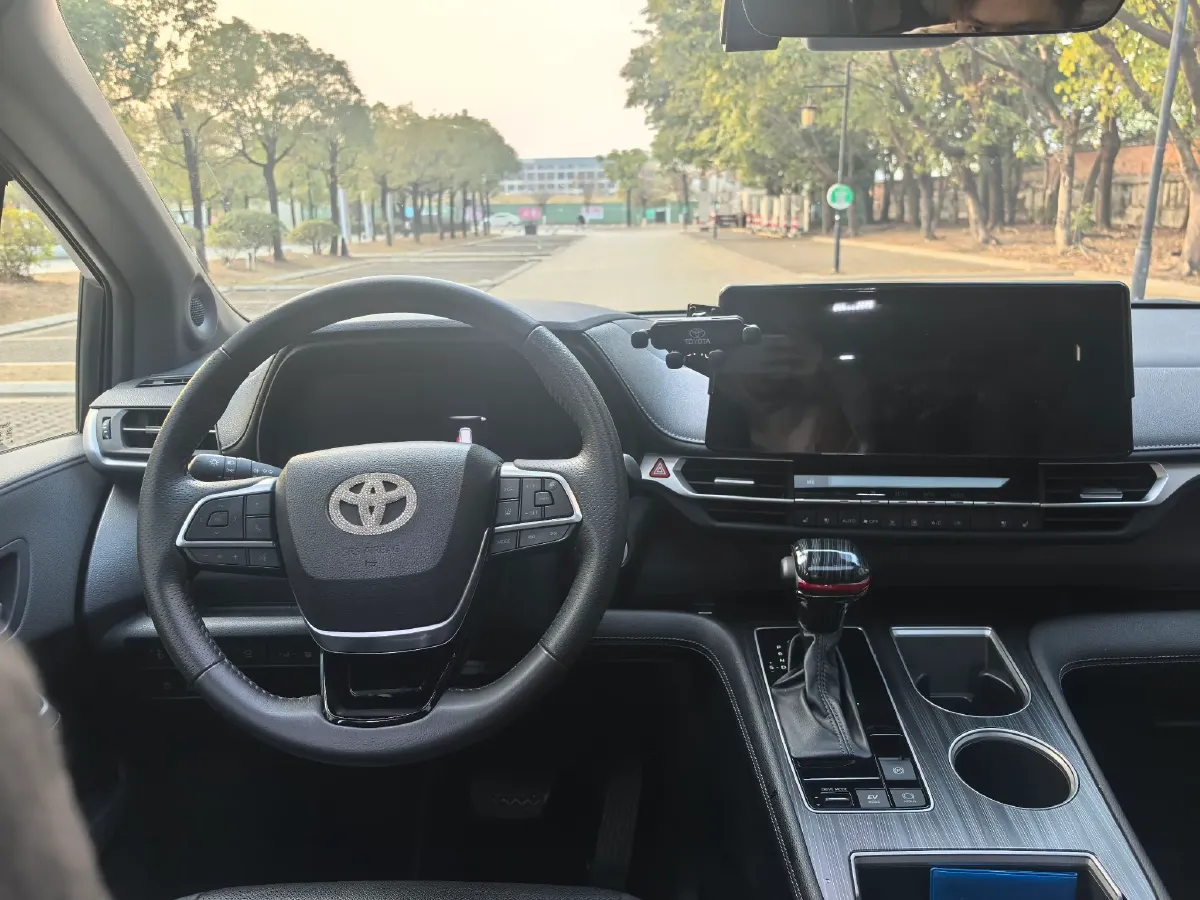 2023 Mercedes-Benz C Class 1.5T 184HP L4 9AT,autocango,china used car exporter,china ev exporter,chinese used car exporter,chinese used ev exporter