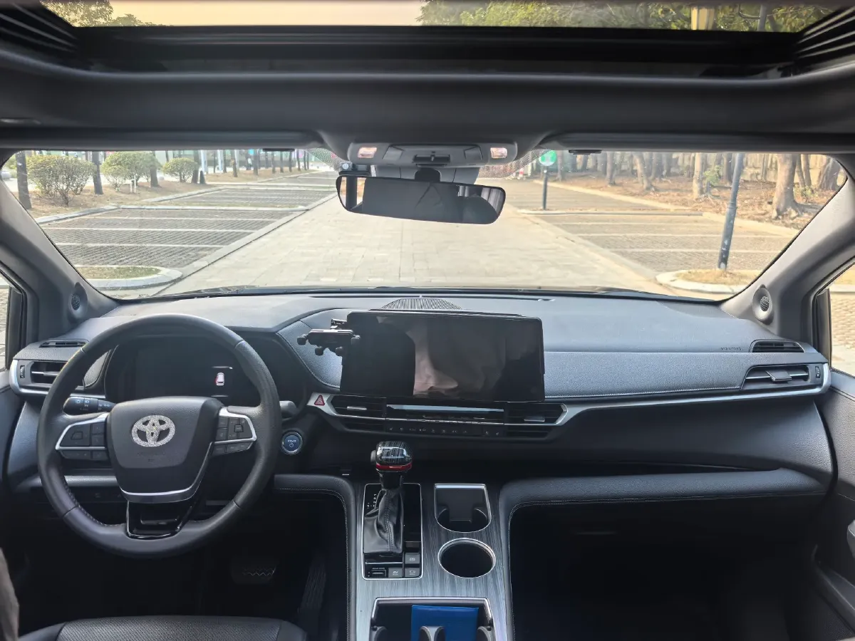 2023 Mercedes-Benz C Class 1.5T 184HP L4 9AT,autocango,china used car exporter,china ev exporter,chinese used car exporter,chinese used ev exporter