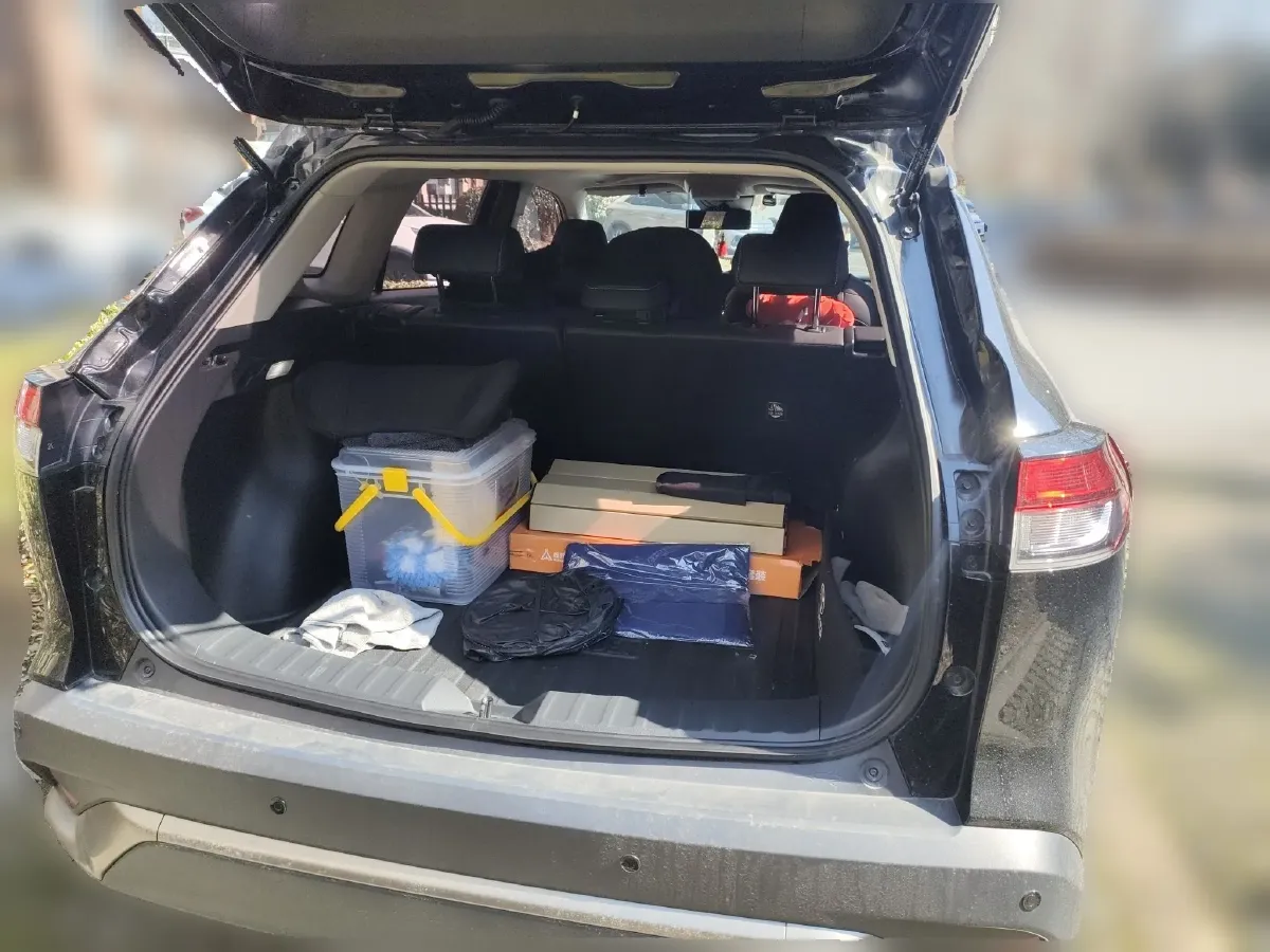 2023 Toyota Frontlander 2.0L 171HP L4 CVT,autocango,china used car exporter,china ev exporter,chinese used car exporter,chinese used ev exporter