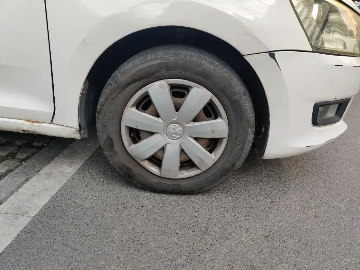 2013 Volkswagen Polo 1.6L 105HP L4 6AT,autocango,china used car exporter,china ev exporter,chinese used car exporter,chinese used ev exporter