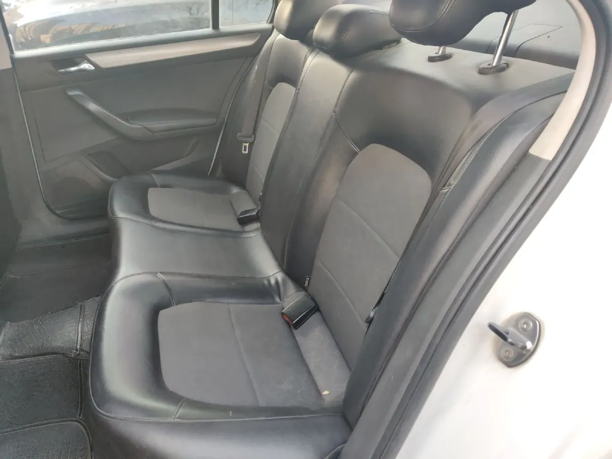 2013 Volkswagen Polo 1.6L 105HP L4 6AT,autocango,china used car exporter,china ev exporter,chinese used car exporter,chinese used ev exporter