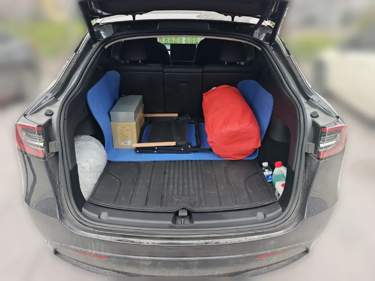 2024 Tesla Model Y BEV 78.4KWH,autocango,china used car exporter,china ev exporter,chinese used car exporter,chinese used ev exporter