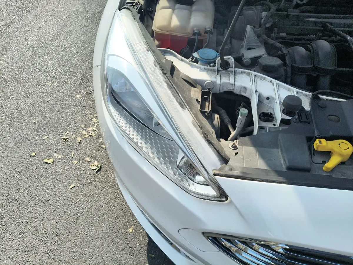 2017 Ford Focus 1.6L 125HP L4 6DCT,autocango,china used car exporter,china ev exporter,chinese used car exporter,chinese used ev exporter