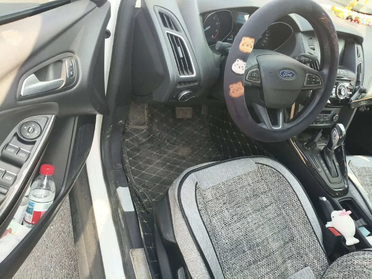 2017 Ford Focus 1.6L 125HP L4 6DCT,autocango,china used car exporter,china ev exporter,chinese used car exporter,chinese used ev exporter