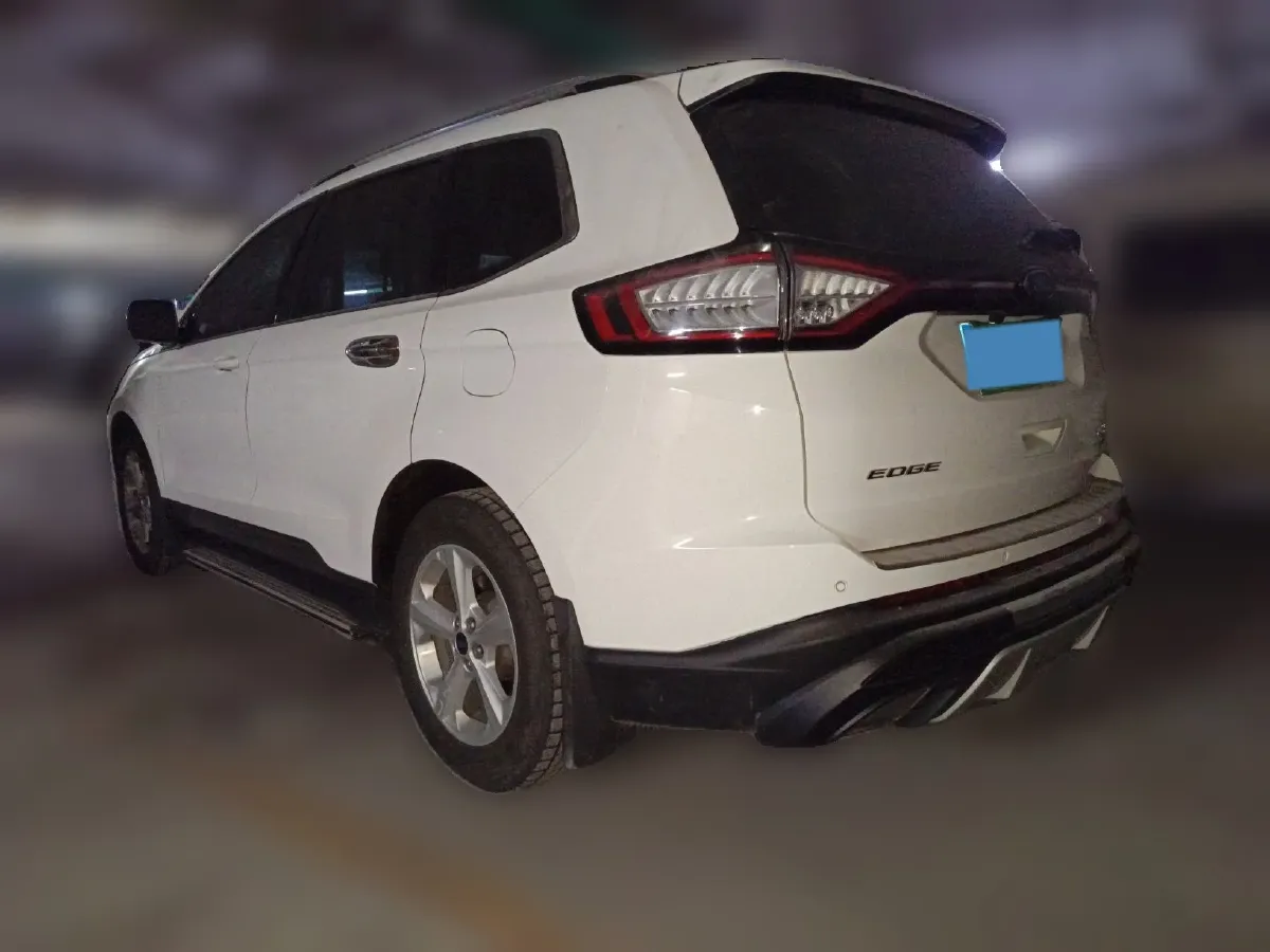 2015 Ford Edge 2.0T 245HP L4 6AT,autocango,china used car exporter,china ev exporter,chinese used car exporter,chinese used ev exporter