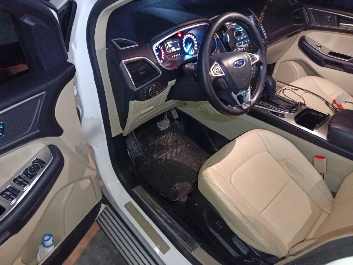 2015 Ford Edge 2.0T 245HP L4 6AT,autocango,china used car exporter,china ev exporter,chinese used car exporter,chinese used ev exporter