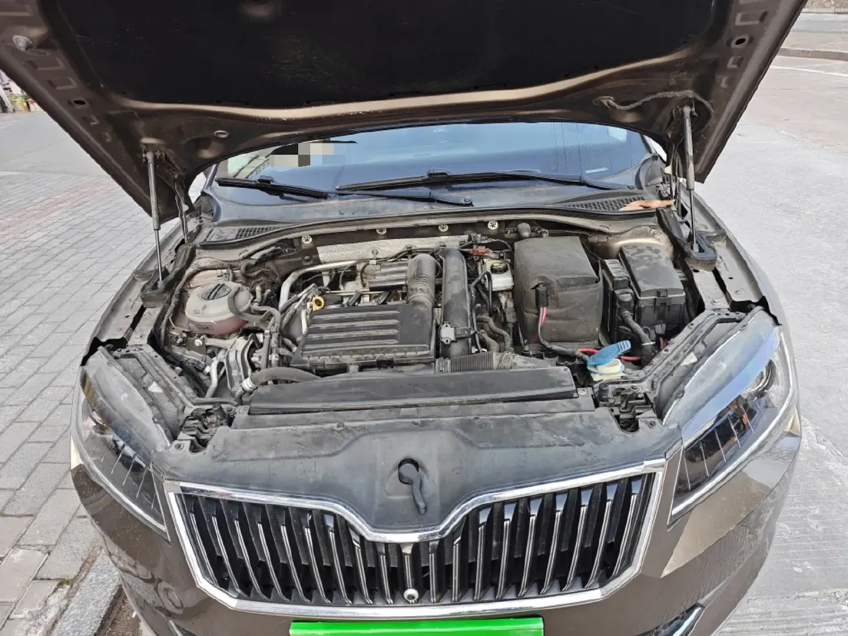 2018 Skoda Superb 1.4T 150HP L4 7DCT,autocango,china used car exporter,china ev exporter,chinese used car exporter,chinese used ev exporter