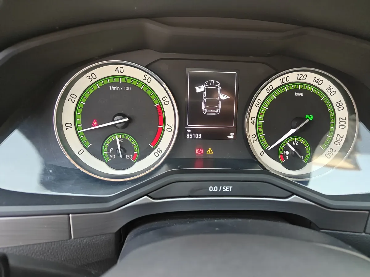 2018 Skoda Superb 1.4T 150HP L4 7DCT,autocango,china used car exporter,china ev exporter,chinese used car exporter,chinese used ev exporter