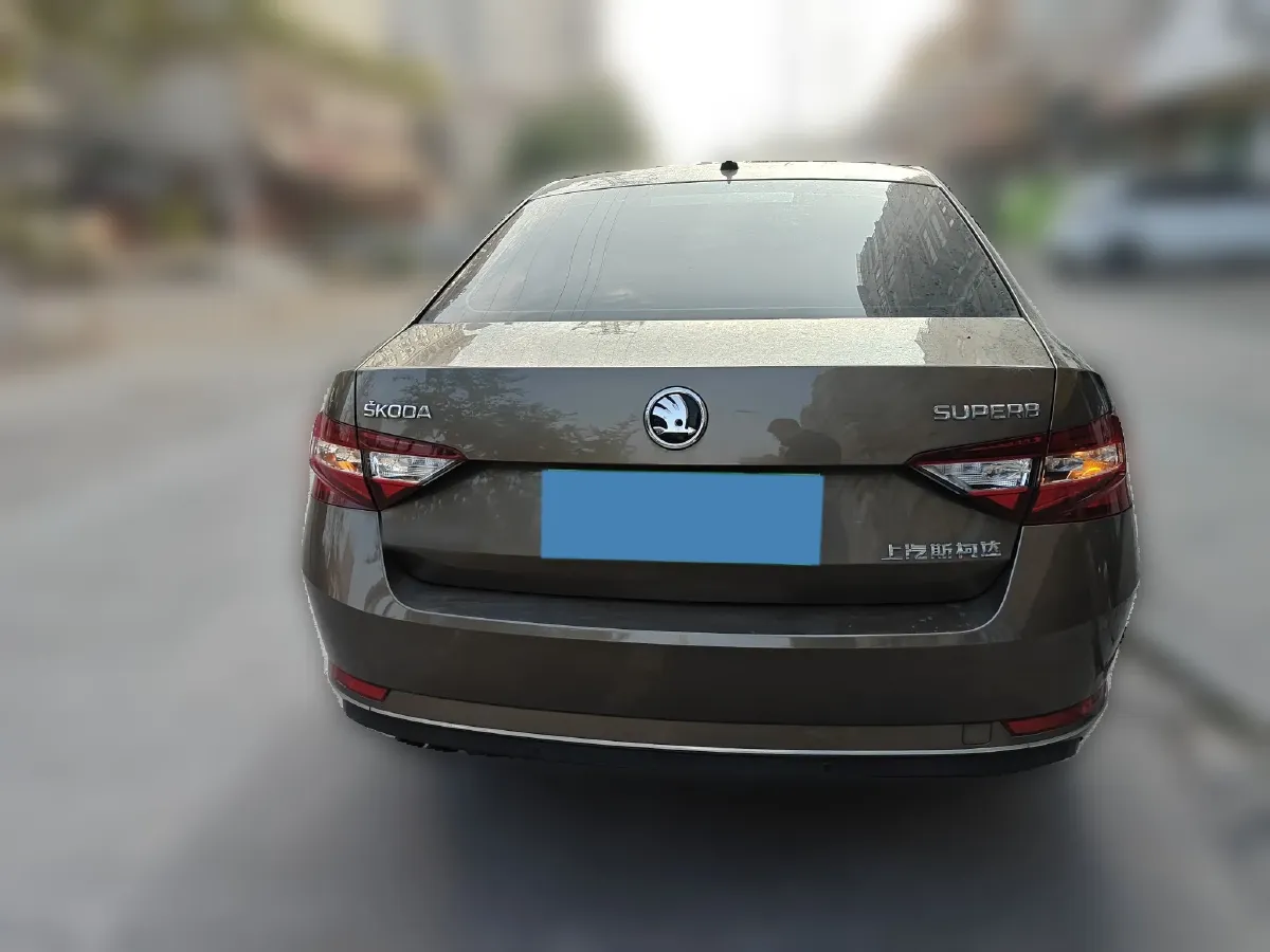 2018 Skoda Superb 1.4T 150HP L4 7DCT,autocango,china used car exporter,china ev exporter,chinese used car exporter,chinese used ev exporter