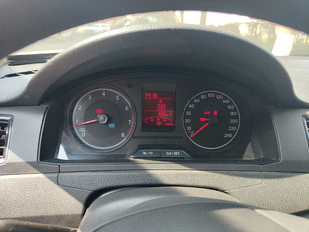 2021 Volkswagen Santana 1.5L 112HP L4 5MT,autocango,china used car exporter,china ev exporter,chinese used car exporter,chinese used ev exporter