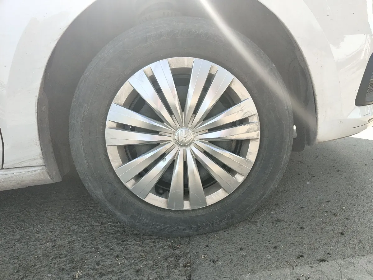 2021 Volkswagen Santana 1.5L 112HP L4 5MT,autocango,china used car exporter,china ev exporter,chinese used car exporter,chinese used ev exporter