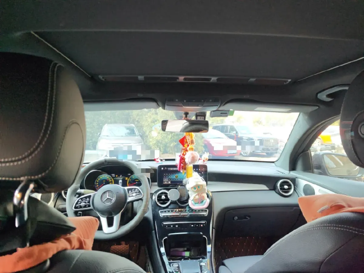 2021 Mercedes-Benz GLC Coupe 2.0T 197HP L4 9AT,autocango,china used car exporter,china ev exporter,chinese used car exporter,chinese used ev exporter