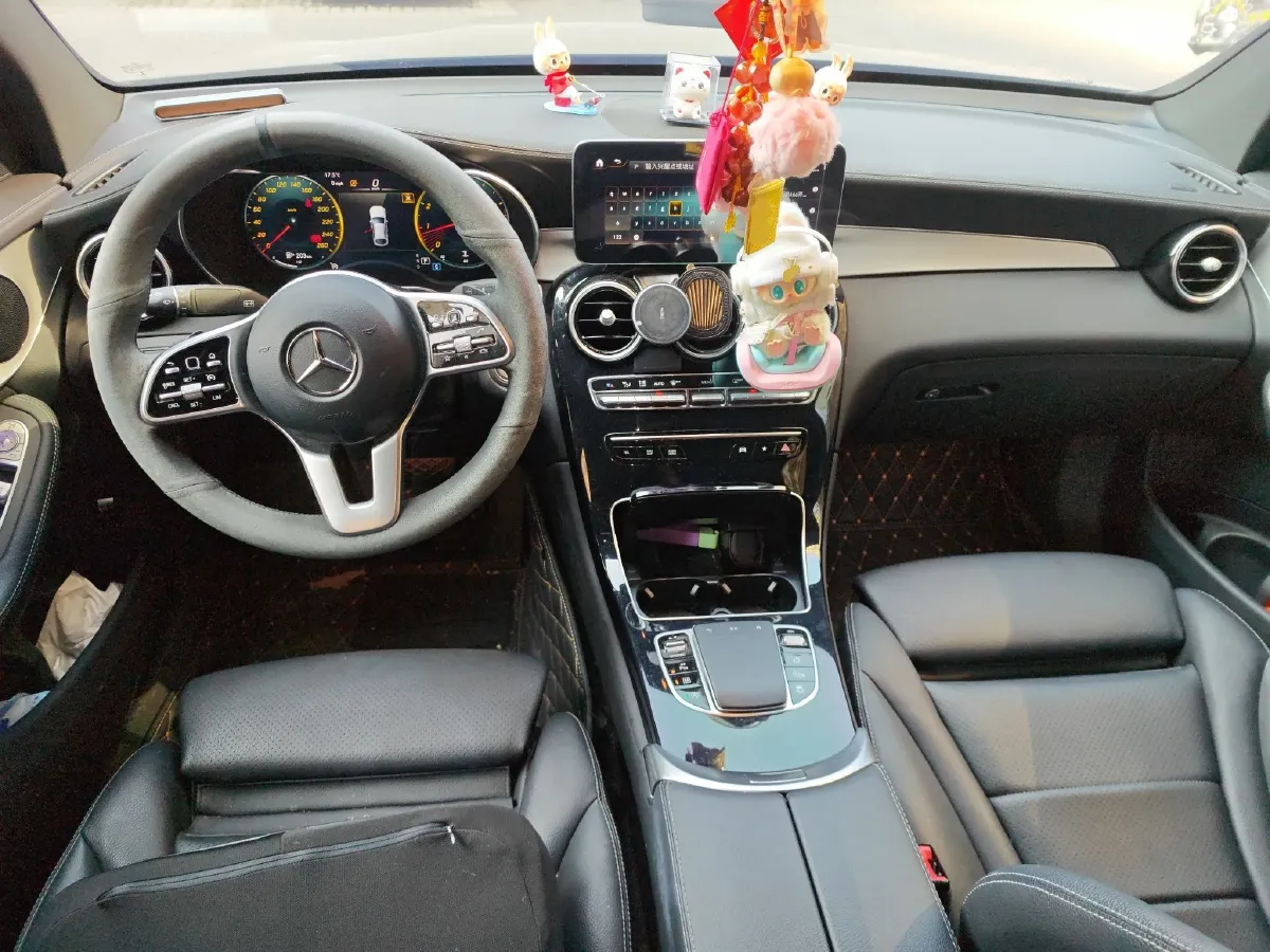 2021 Mercedes-Benz GLC Coupe 2.0T 197HP L4 9AT,autocango,china used car exporter,china ev exporter,chinese used car exporter,chinese used ev exporter