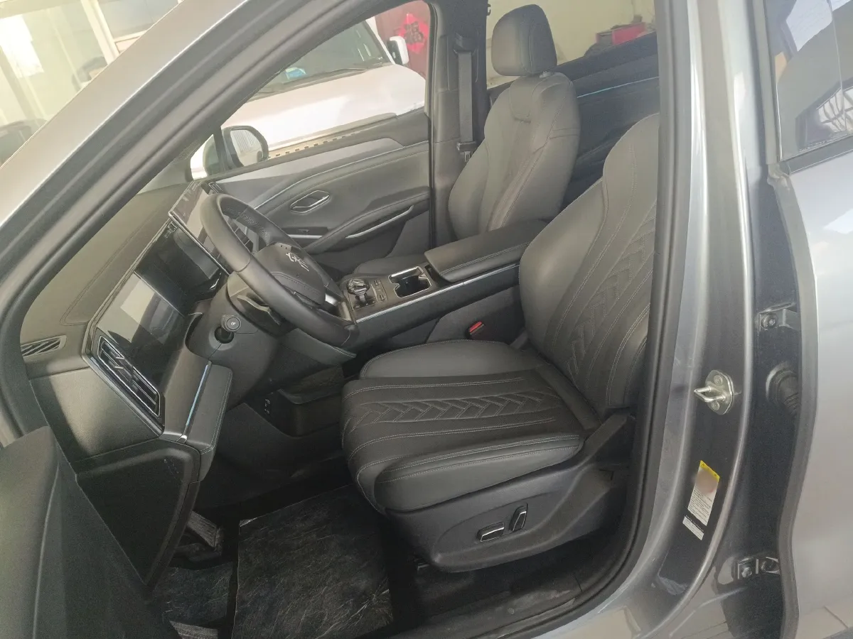 2025 BYD SongL DM-i 1.5L 101HP L4 E-CVT PHEV 26.6KWH,autocango,china used car exporter,china ev exporter,chinese used car exporter,chinese used ev exporter