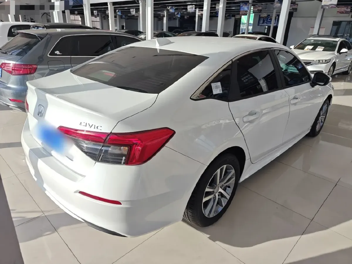 2023 Honda Civic 1.5T 182HP L4 CVT,autocango,china used car exporter,china ev exporter,chinese used car exporter,chinese used ev exporter