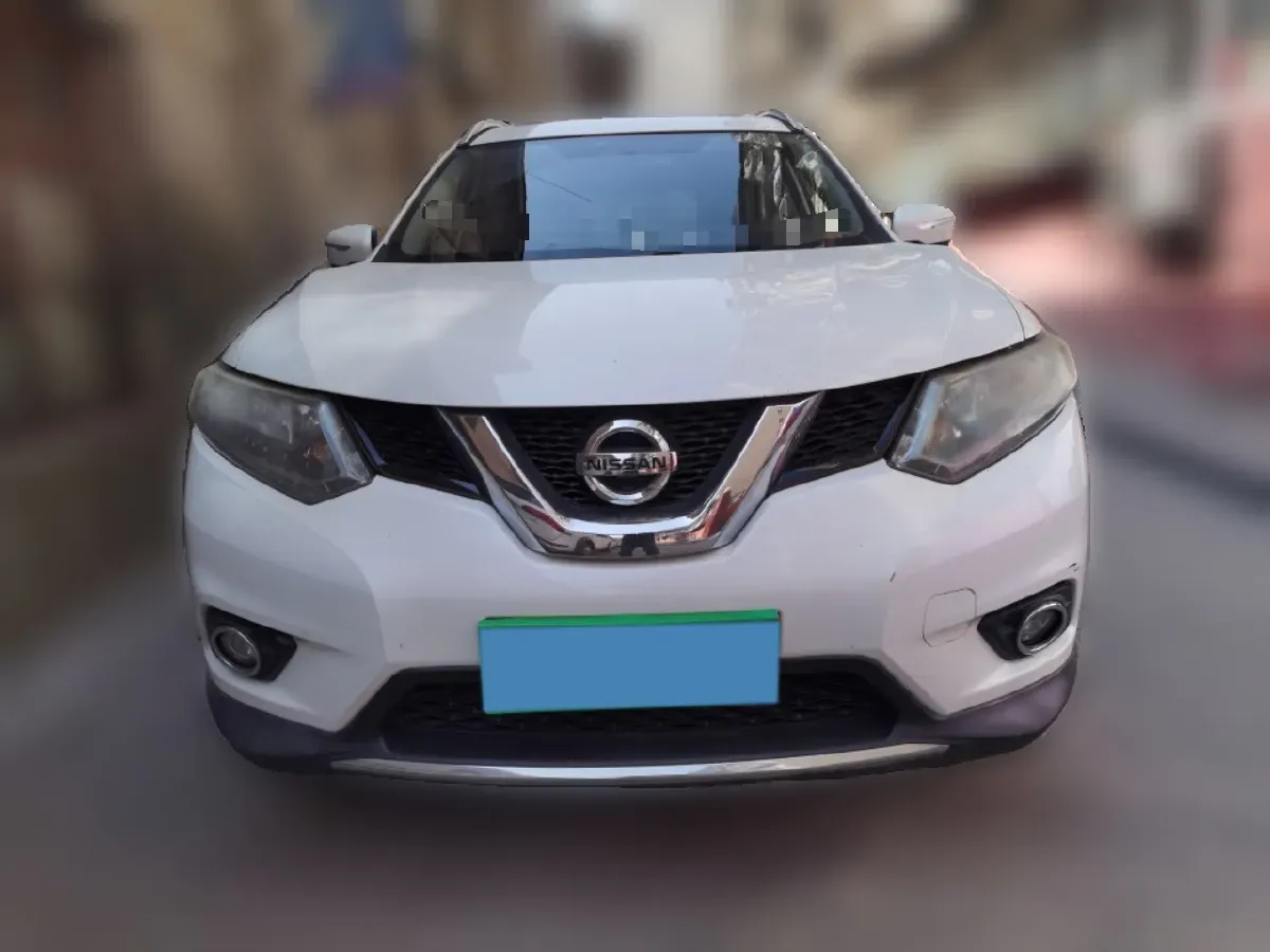 2014 Nissan X-Trail 2.0L 150HP L4 CVT,autocango,china used car exporter,china ev exporter,chinese used car exporter,chinese used ev exporter