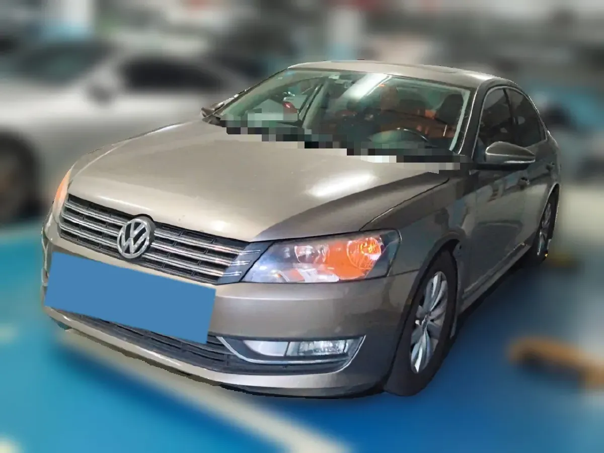 2013 Volkswagen Passat 1.8T 160HP L4 7DCT,autocango,china used car exporter,china ev exporter,chinese used car exporter,chinese used ev exporter