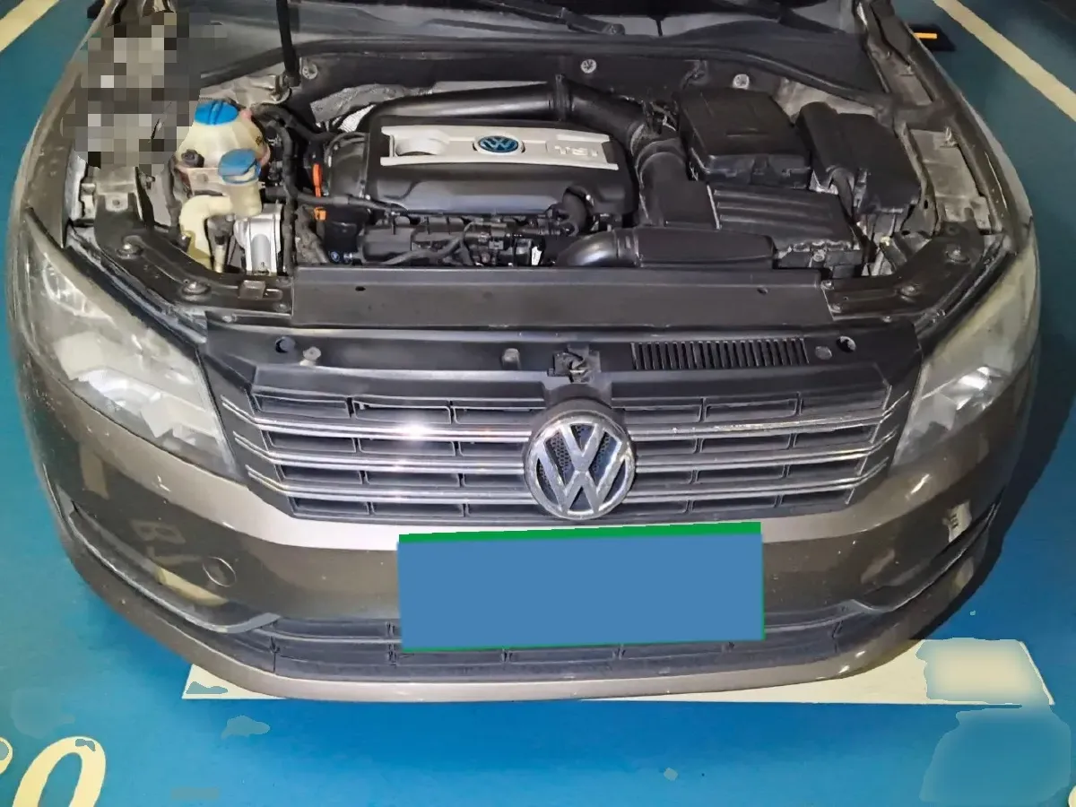 2013 Volkswagen Passat 1.8T 160HP L4 7DCT,autocango,china used car exporter,china ev exporter,chinese used car exporter,chinese used ev exporter