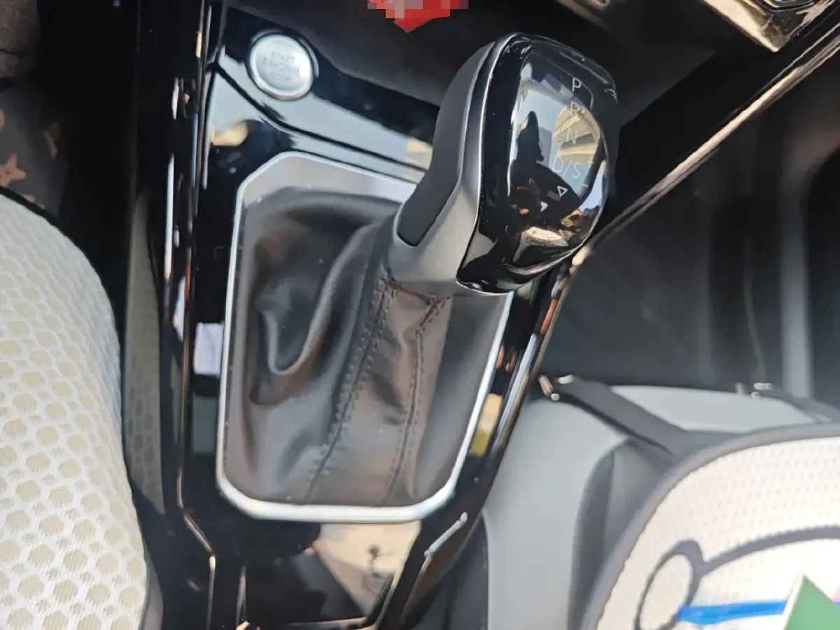 2024 ChangAn UNI-K 2.0T 233HP L4 8AT,autocango,china used car exporter,china ev exporter,chinese used car exporter,chinese used ev exporter