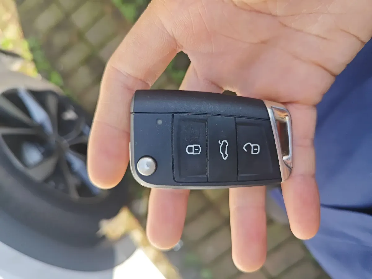 2024 ChangAn UNI-K 2.0T 233HP L4 8AT,autocango,china used car exporter,china ev exporter,chinese used car exporter,chinese used ev exporter