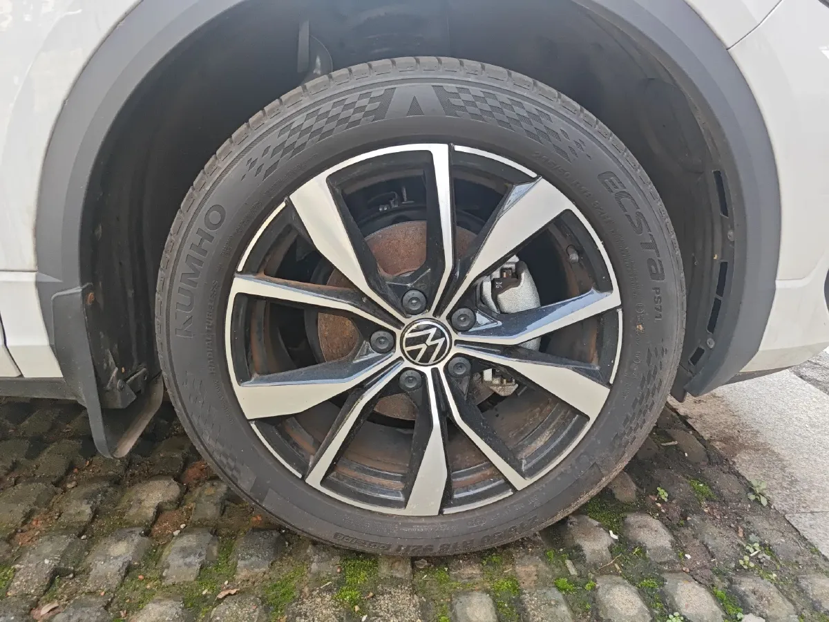 2024 ChangAn UNI-K 2.0T 233HP L4 8AT,autocango,china used car exporter,china ev exporter,chinese used car exporter,chinese used ev exporter