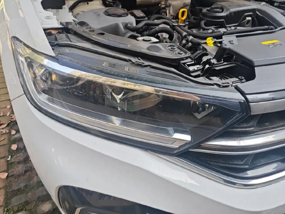 2024 ChangAn UNI-K 2.0T 233HP L4 8AT,autocango,china used car exporter,china ev exporter,chinese used car exporter,chinese used ev exporter