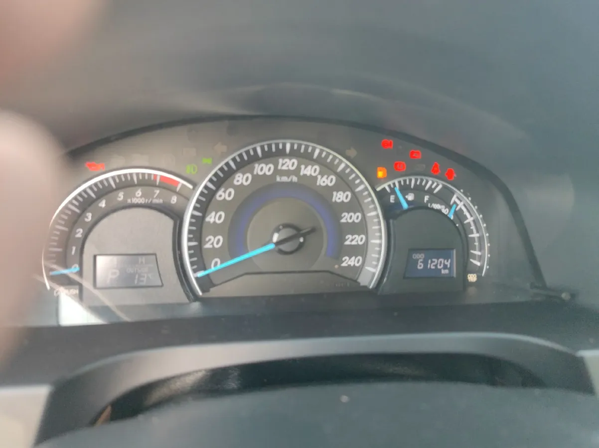 2016 Toyota Camry 2.0L 167HP L4 6AT,autocango,china used car exporter,china ev exporter,chinese used car exporter,chinese used ev exporter