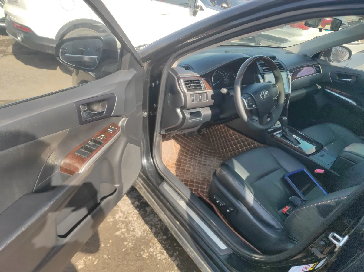 2016 Toyota Camry 2.0L 167HP L4 6AT,autocango,china used car exporter,china ev exporter,chinese used car exporter,chinese used ev exporter