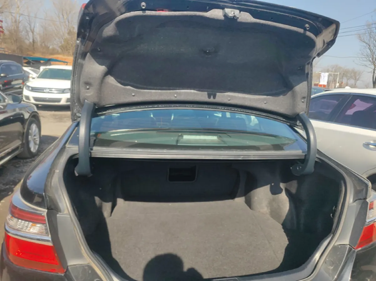 2016 Toyota Camry 2.0L 167HP L4 6AT,autocango,china used car exporter,china ev exporter,chinese used car exporter,chinese used ev exporter