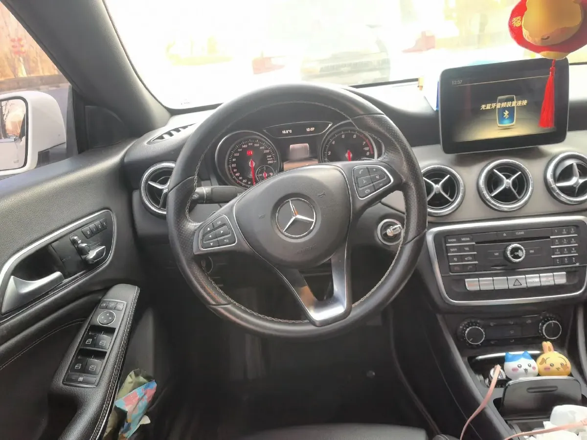 2017 Mercedes-Benz CLA Class 1.6T 156HP L4 7DCT,autocango,china used car exporter,china ev exporter,chinese used car exporter,chinese used ev exporter