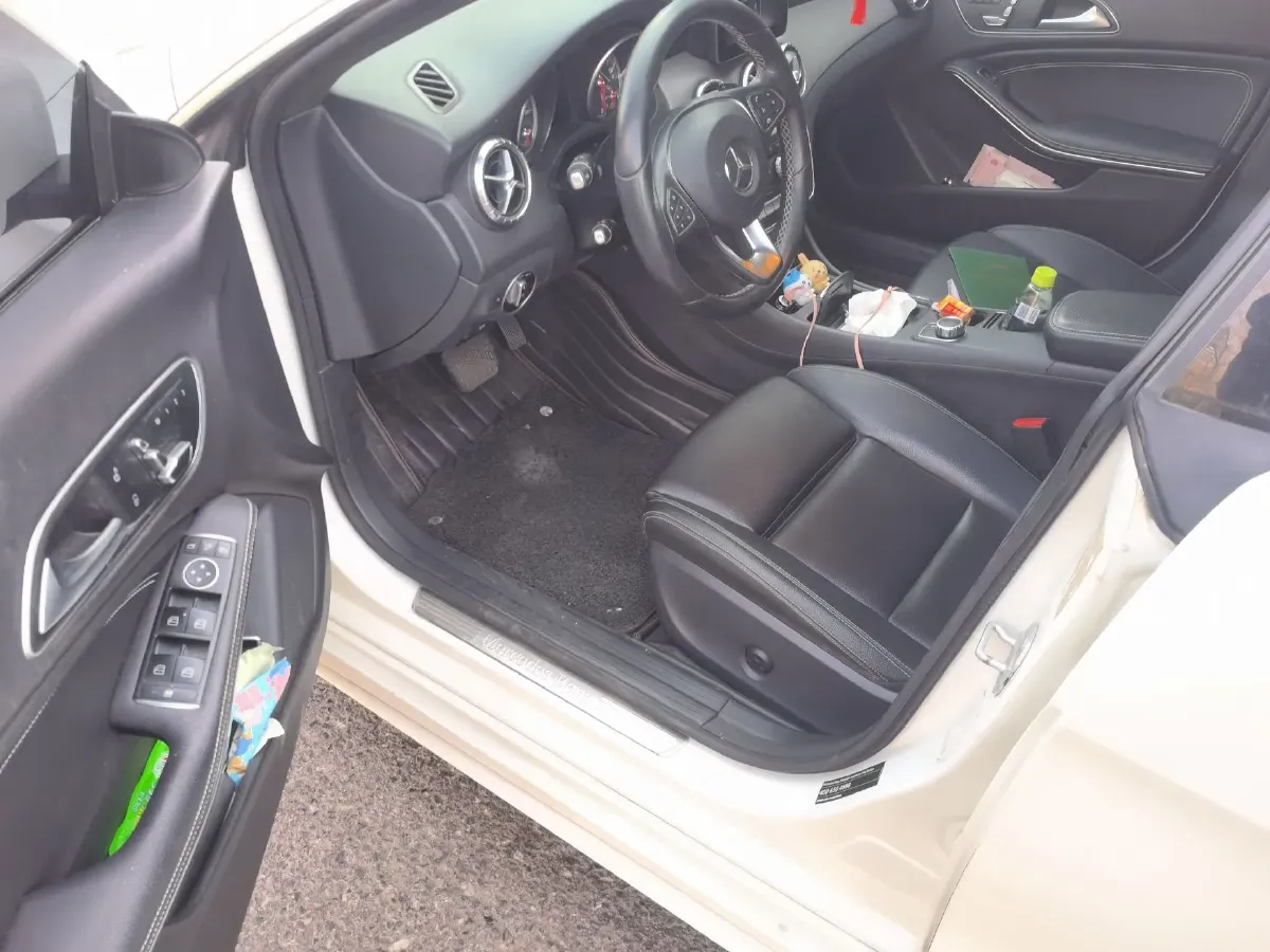 2017 Mercedes-Benz CLA Class 1.6T 156HP L4 7DCT,autocango,china used car exporter,china ev exporter,chinese used car exporter,chinese used ev exporter