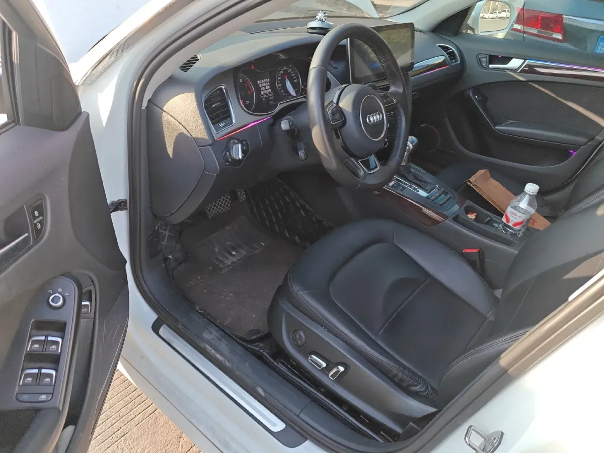 2015 Audi A4L 2.0T 180HP L4 CVT,autocango,china used car exporter,china ev exporter,chinese used car exporter,chinese used ev exporter