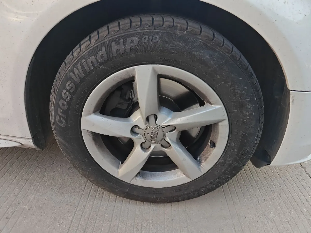 2015 Audi A4L 2.0T 180HP L4 CVT,autocango,china used car exporter,china ev exporter,chinese used car exporter,chinese used ev exporter