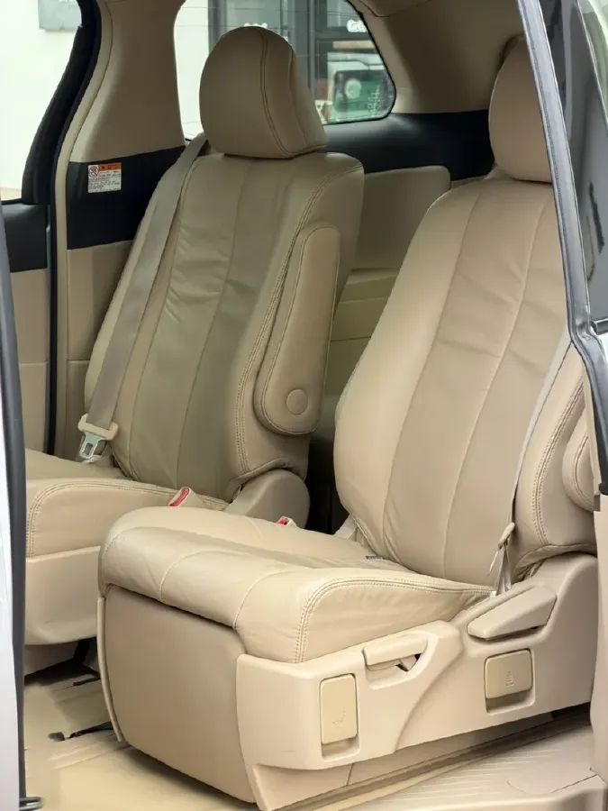 2021 Toyota Crown Kluger 2.5L 192HP L4 E-CVT Hybrid,autocango,china used car exporter,china ev exporter,chinese used car exporter,chinese used ev exporter