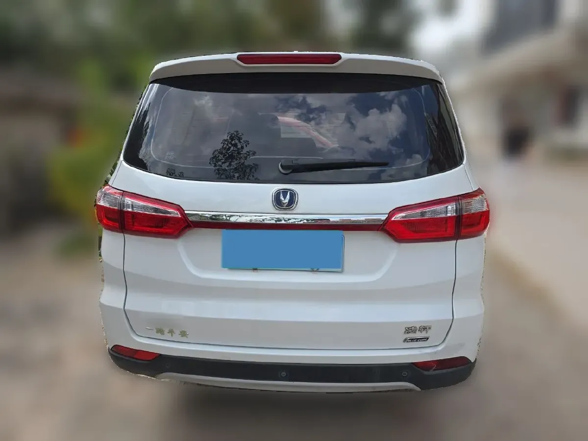 2017 ChangAn Linmax 1.6L 125HP L4 5MT,autocango,china used car exporter,china ev exporter,chinese used car exporter,chinese used ev exporter