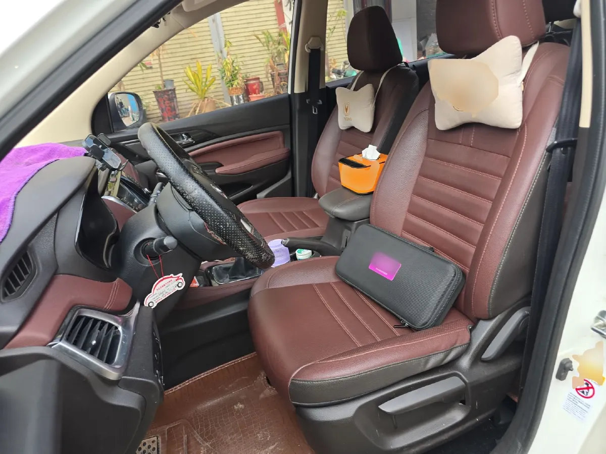 2017 ChangAn Linmax 1.6L 125HP L4 5MT,autocango,china used car exporter,china ev exporter,chinese used car exporter,chinese used ev exporter