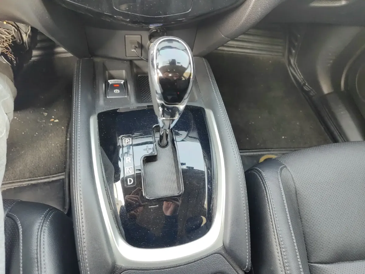 2019 Nissan X-Trail 2.0L 154HP L4 CVT,autocango,china used car exporter,china ev exporter,chinese used car exporter,chinese used ev exporter