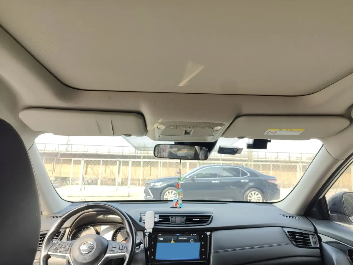 2019 Nissan X-Trail 2.0L 154HP L4 CVT,autocango,china used car exporter,china ev exporter,chinese used car exporter,chinese used ev exporter