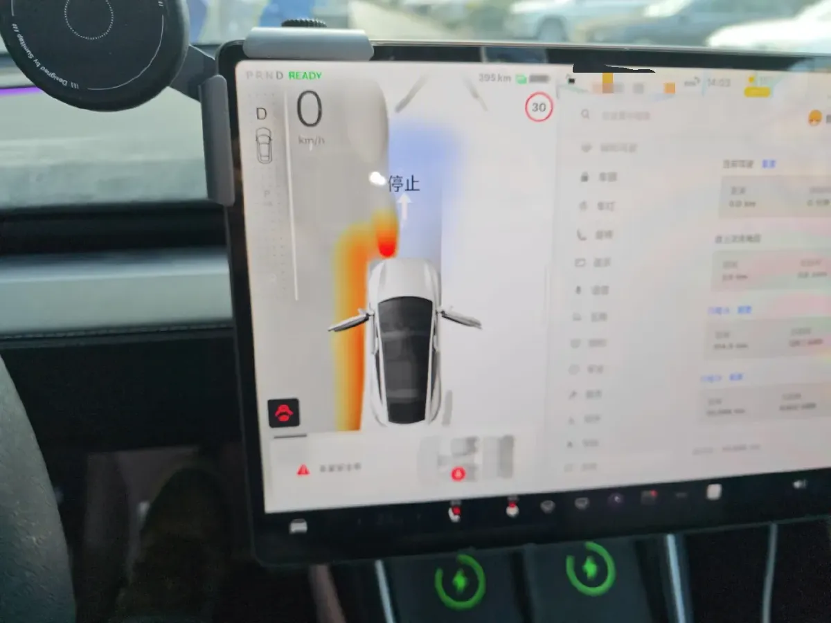 2025 Tesla Model Y BEV 62.5KWH,autocango,china used car exporter,china ev exporter,chinese used car exporter,chinese used ev exporter