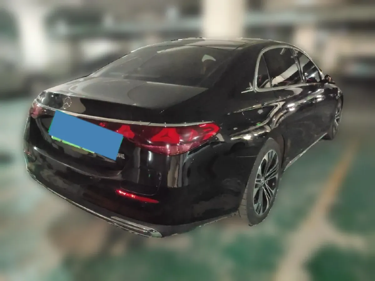 2024 Mercedes-Benz E Class 2.0T 204HP L4 9AT PHEV 25.4KWH,autocango,china used car exporter,china ev exporter,chinese used car exporter,chinese used ev exporter