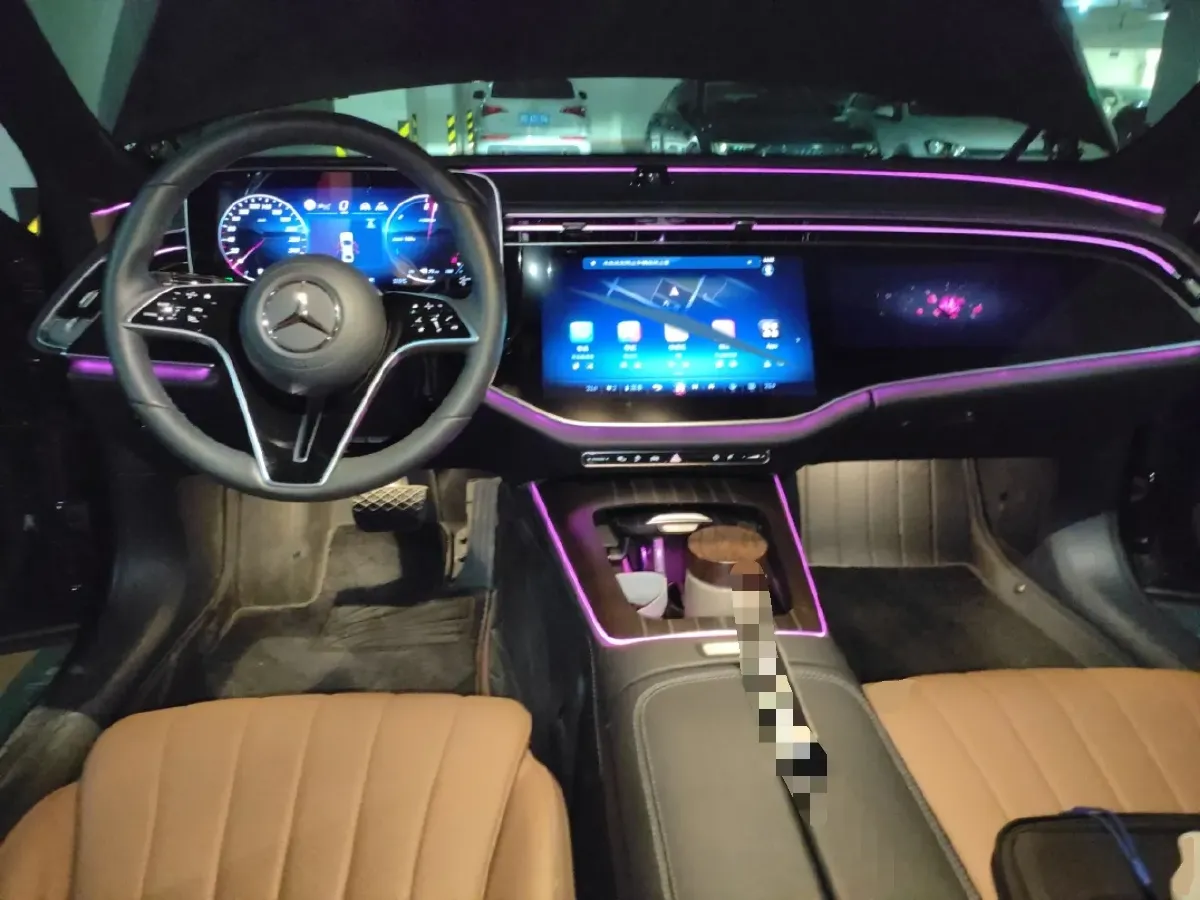 2024 Mercedes-Benz E Class 2.0T 204HP L4 9AT PHEV 25.4KWH,autocango,china used car exporter,china ev exporter,chinese used car exporter,chinese used ev exporter