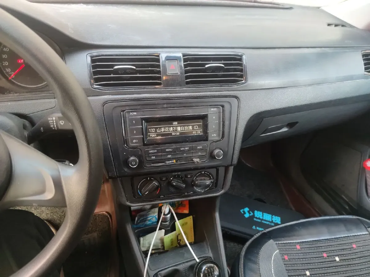 2016 Volkswagen Santana 1.4L 90HP L4 5MT,autocango,china used car exporter,china ev exporter,chinese used car exporter,chinese used ev exporter