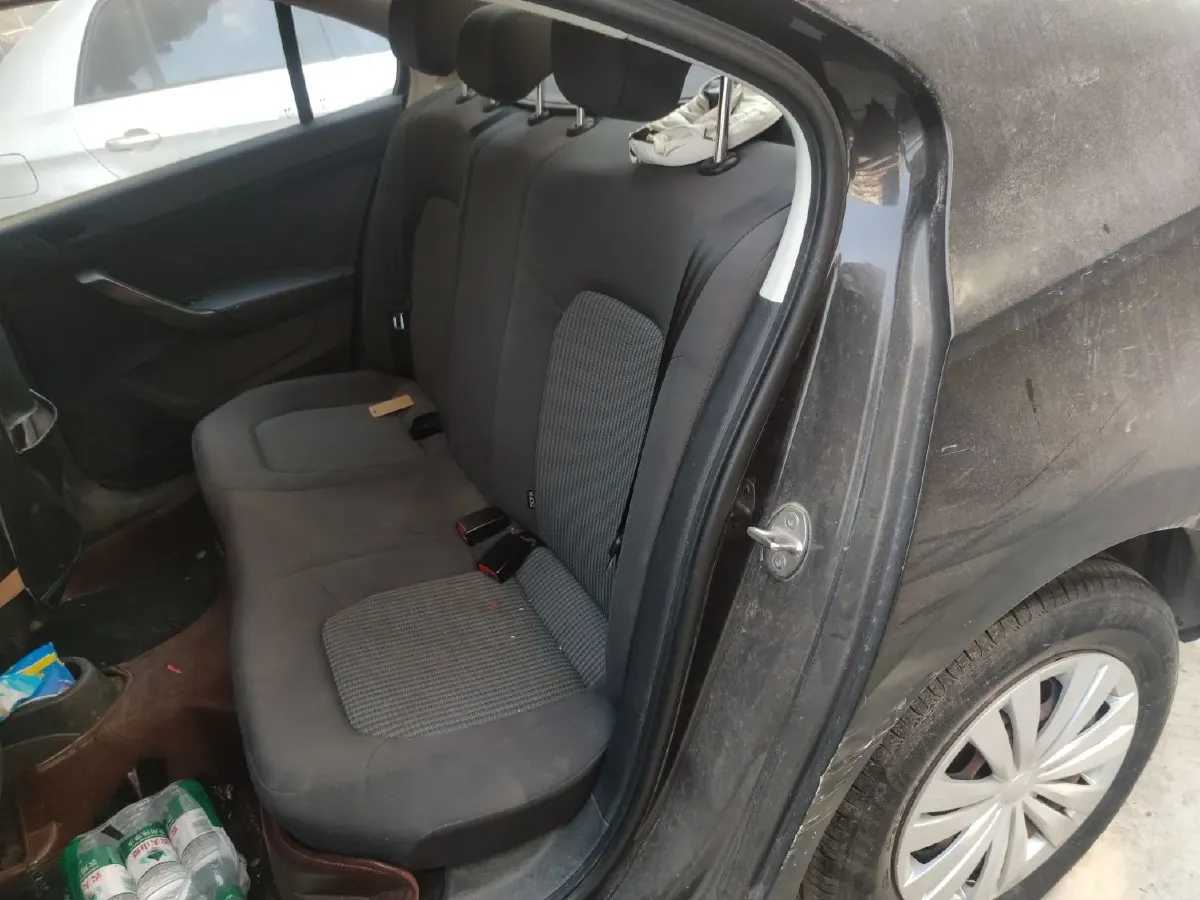 2016 Volkswagen Santana 1.4L 90HP L4 5MT,autocango,china used car exporter,china ev exporter,chinese used car exporter,chinese used ev exporter