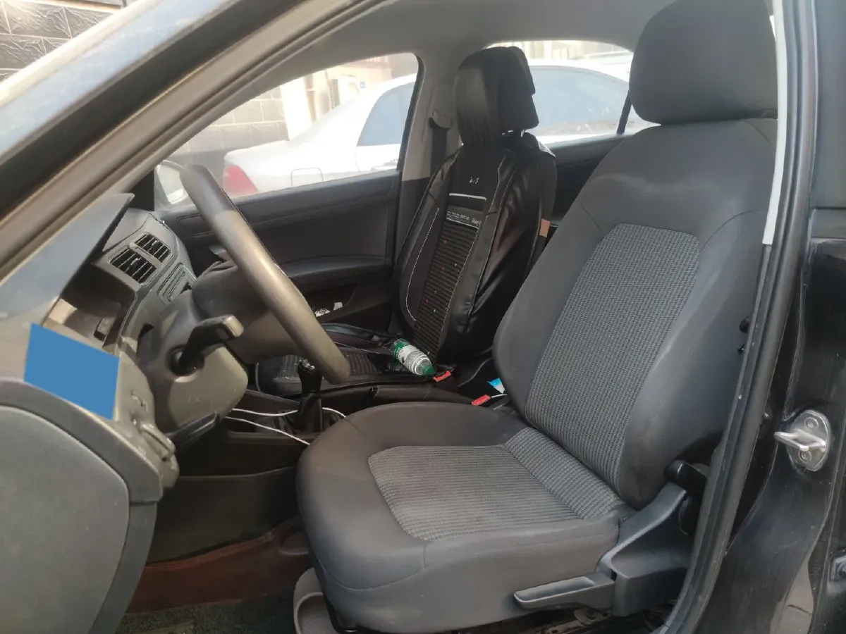 2016 Volkswagen Santana 1.4L 90HP L4 5MT,autocango,china used car exporter,china ev exporter,chinese used car exporter,chinese used ev exporter