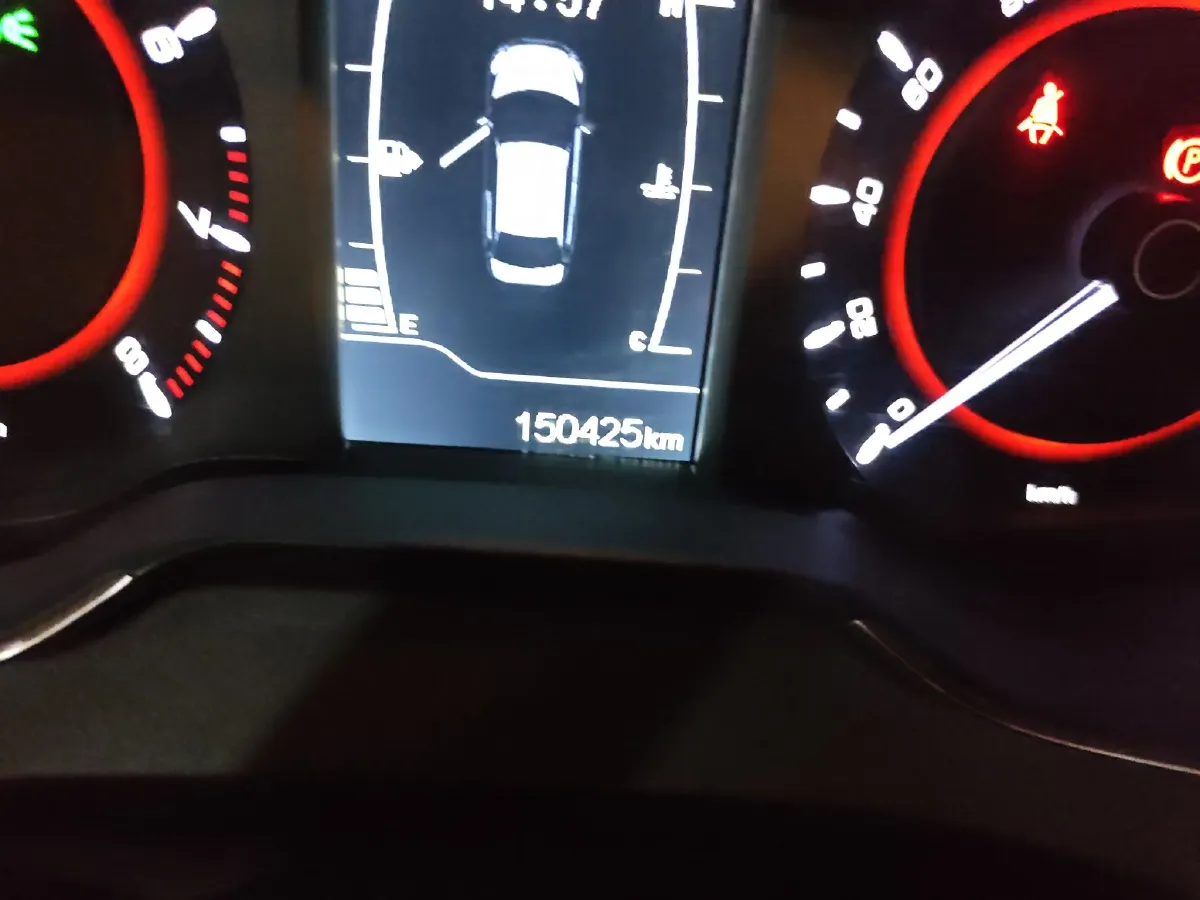 2016 Chery Arrizo 5 1.5L 116HP L4 5MT,autocango,china used car exporter,china ev exporter,chinese used car exporter,chinese used ev exporter