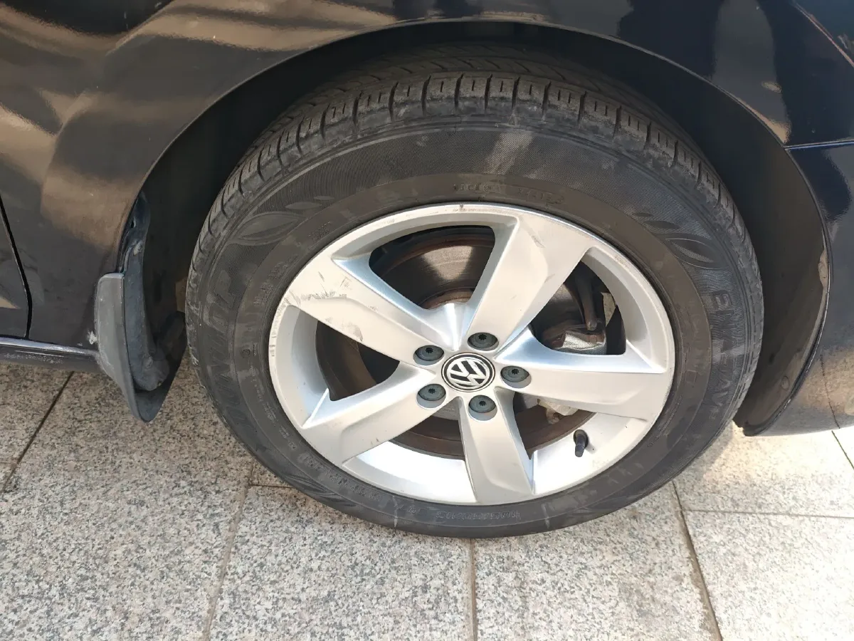 2015 Volkswagen Santana 1.6L 110HP L4 5MT,autocango,china used car exporter,china ev exporter,chinese used car exporter,chinese used ev exporter