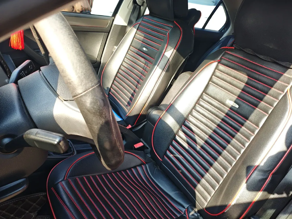 2015 Volkswagen Santana 1.6L 110HP L4 5MT,autocango,china used car exporter,china ev exporter,chinese used car exporter,chinese used ev exporter